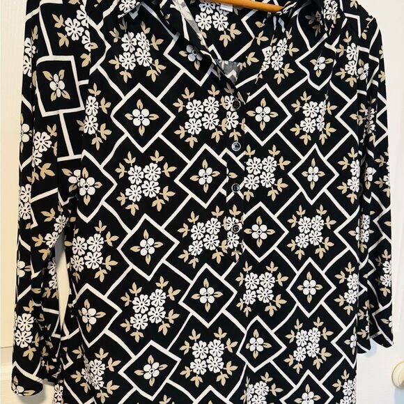 Charter Club Black and Cream Notched Collar Button Down Shirt - Picture 2 of 8